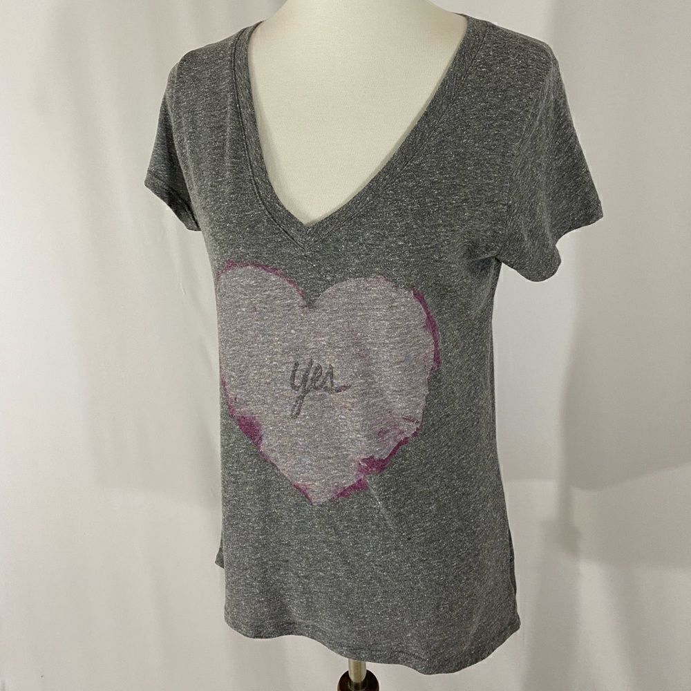 Graphic V Neck Grey Heart T Shirt